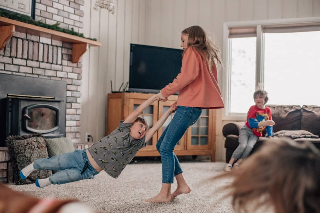 CarolineStubbs children spinning