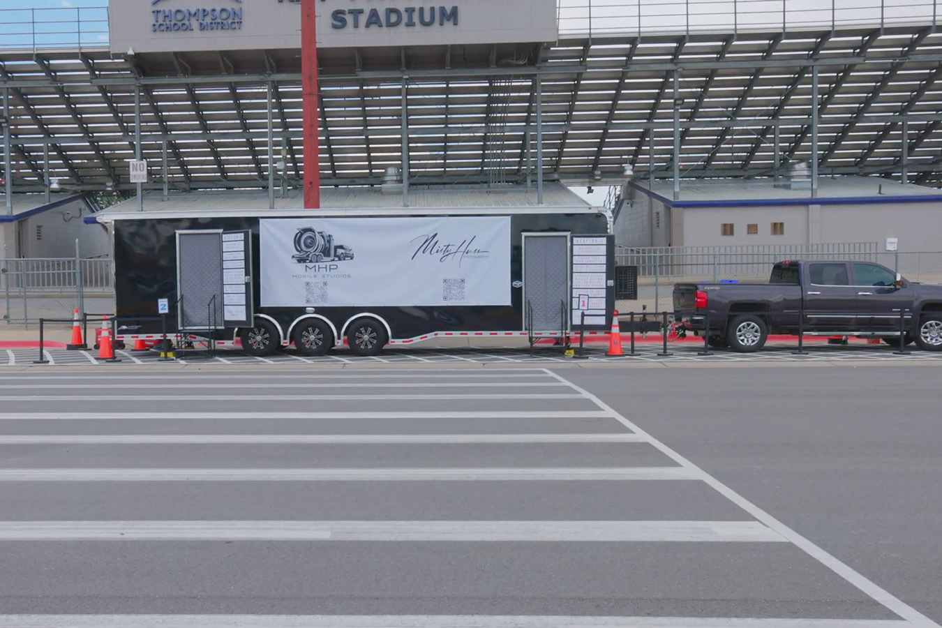 Misty Huss Photography mobile studio wide shot